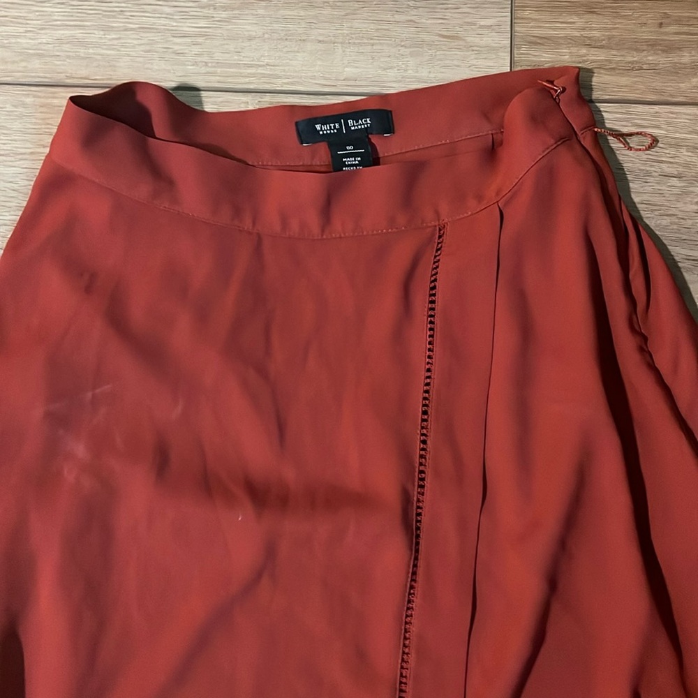 White House Black Market Skirt with tie
